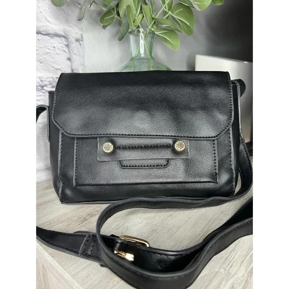 Steve Madden crossbody.